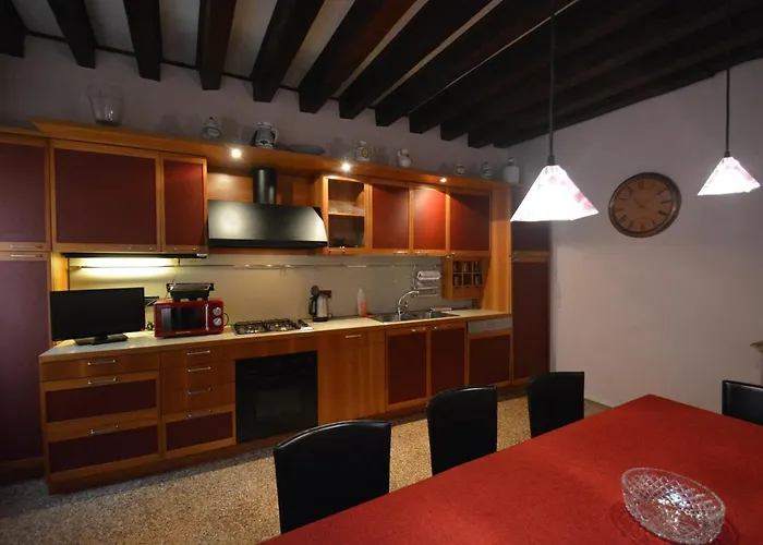 Ve.N.I.Ce. Cera Casa Del Sol